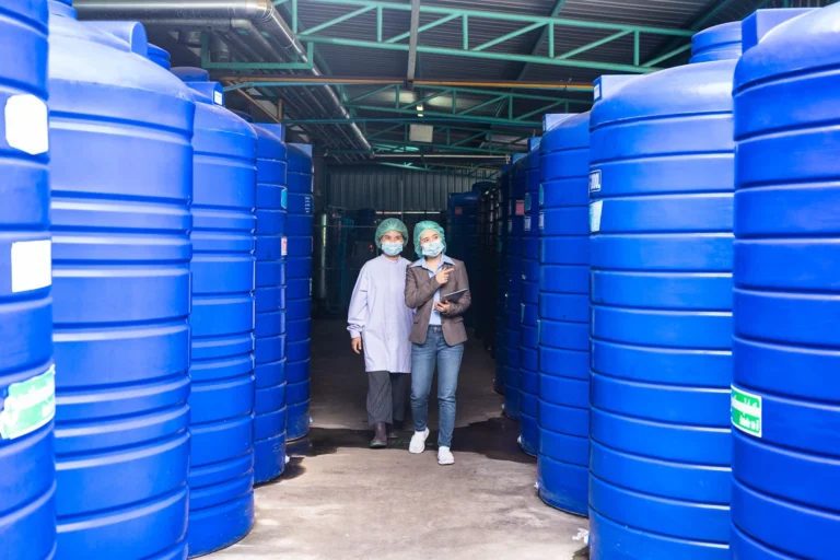 Key Factors to Consider When Choosing the Right Water Tank Cleaning Company in Dubai